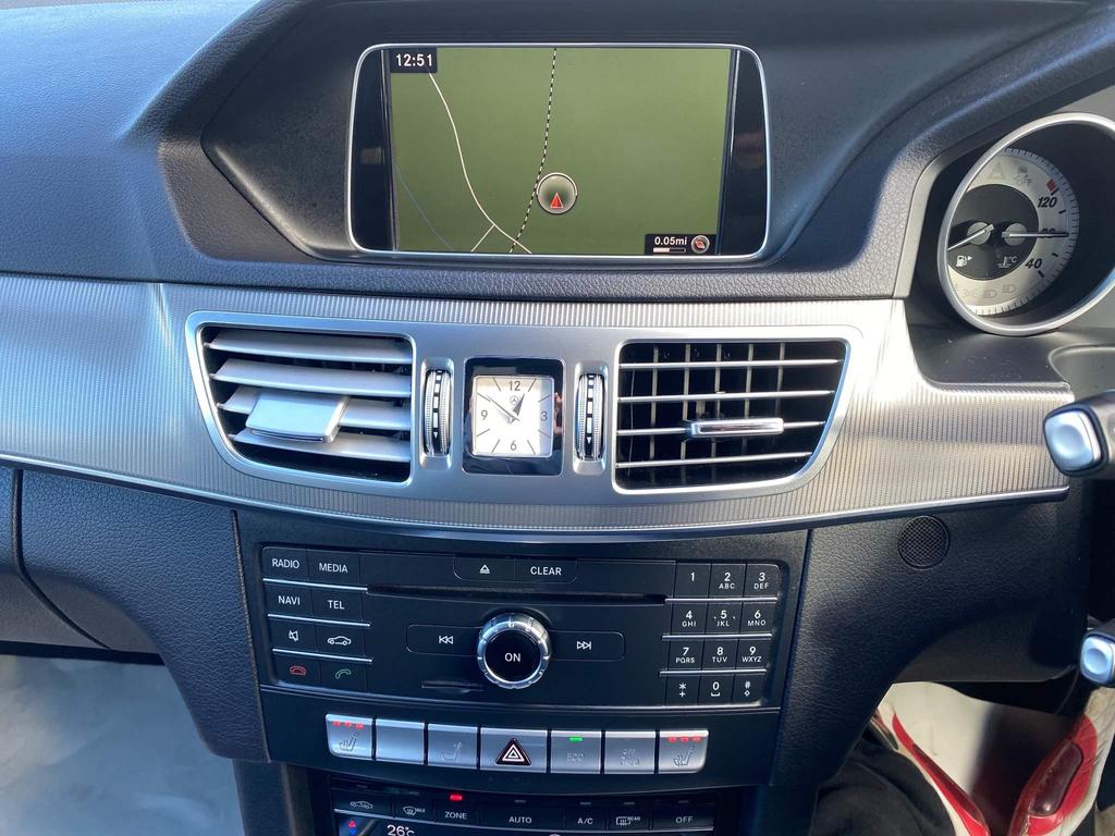 Mercedes E220d AMG Line  Night Edition