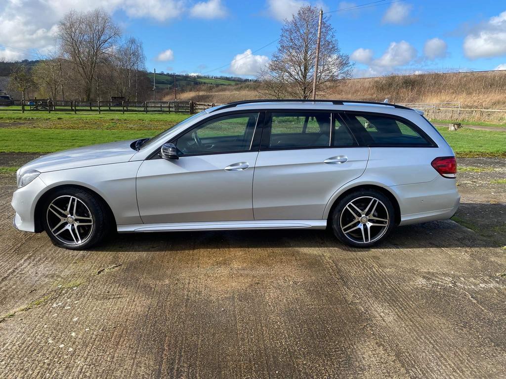 Mercedes E220d AMG Line  Night Edition