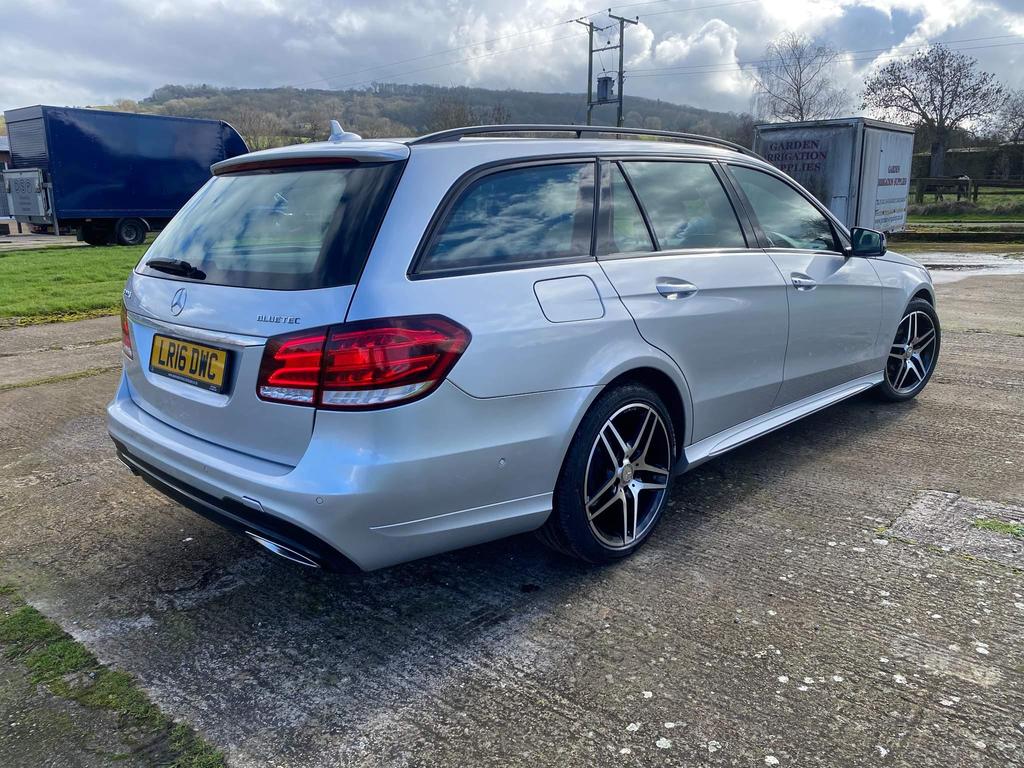 Mercedes E220d AMG Line  Night Edition