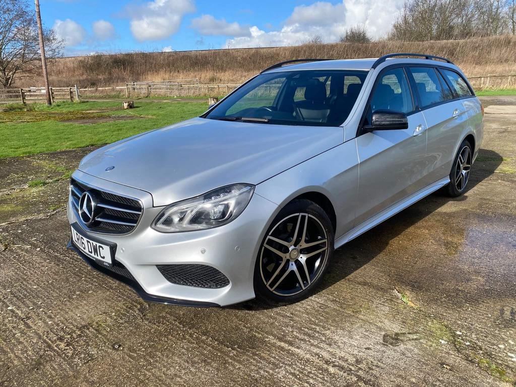 Mercedes E220d AMG Line  Night Edition