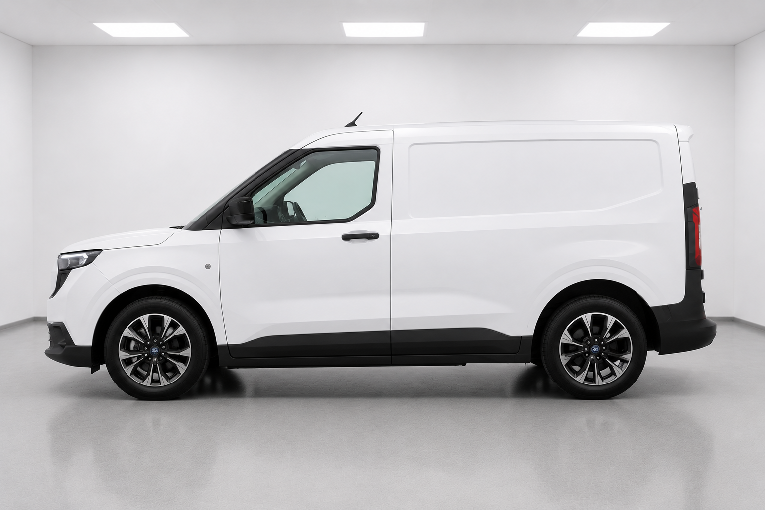 Ford Transit E-Courier Limited Van STANDARD RANGE - 100KW/136PS