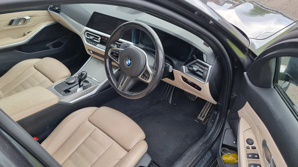 BMW 330e M Sport 