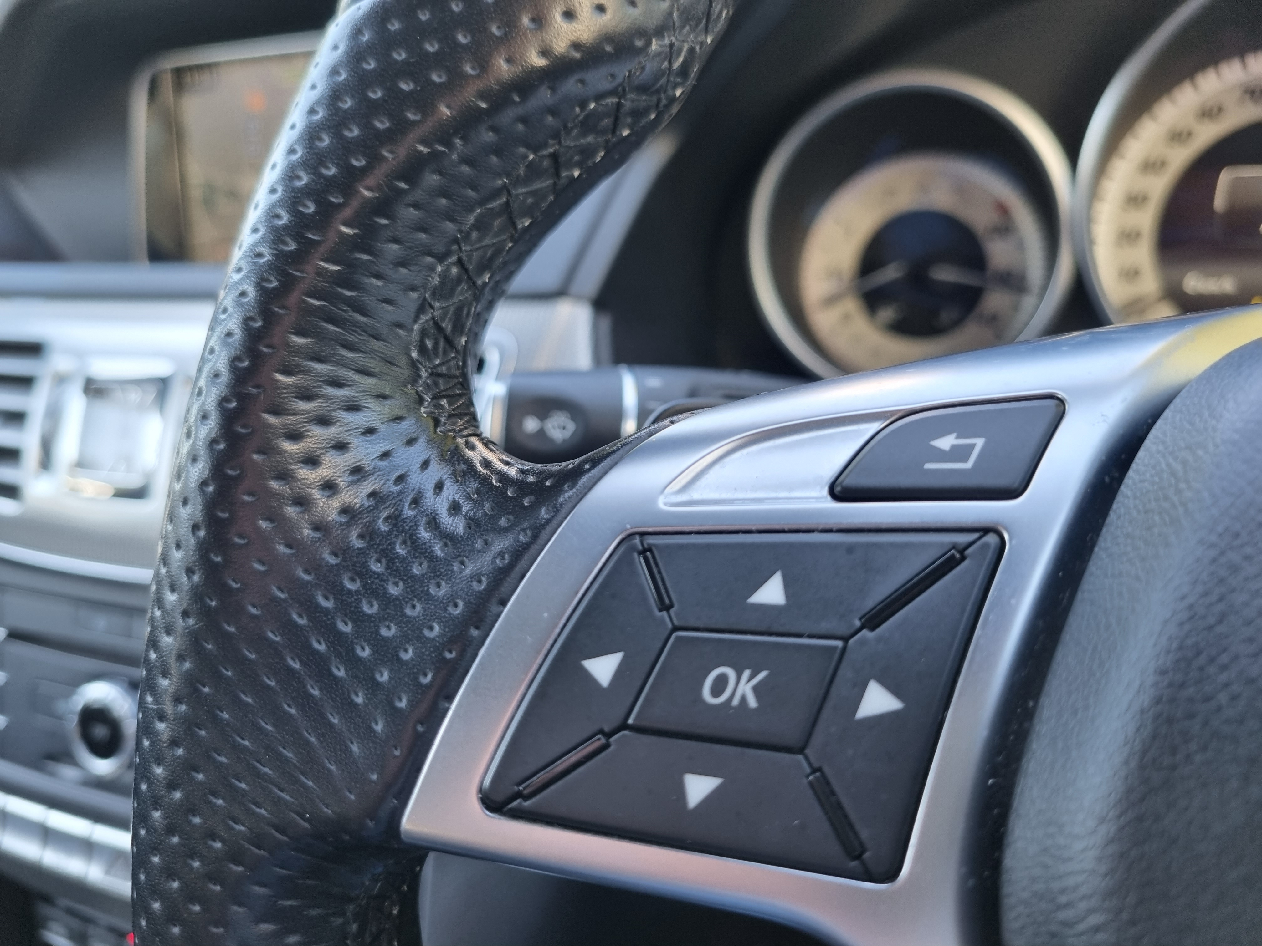 Mercedes E220d AMG Line  Night Edition